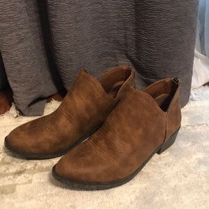 Steve madden brown ankle boots